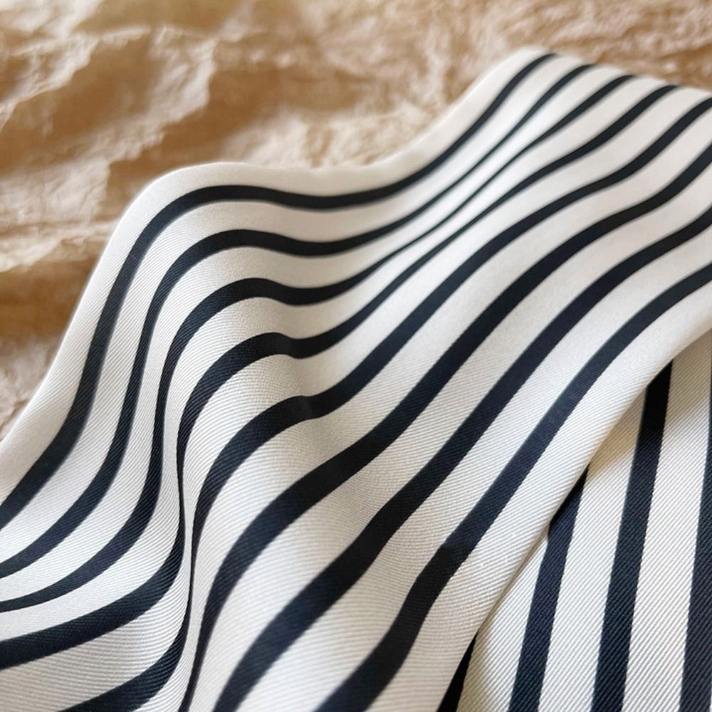 Syal Wanita Motif Garis Pranci - Silk Tie Striped ulasan dan harga
